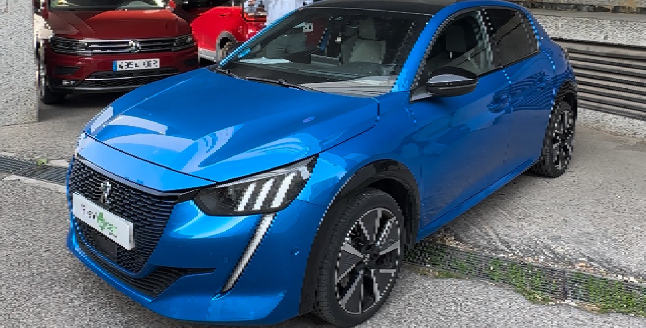 Prueba de Manejo: Peugeot 208 Eléctrico 100%