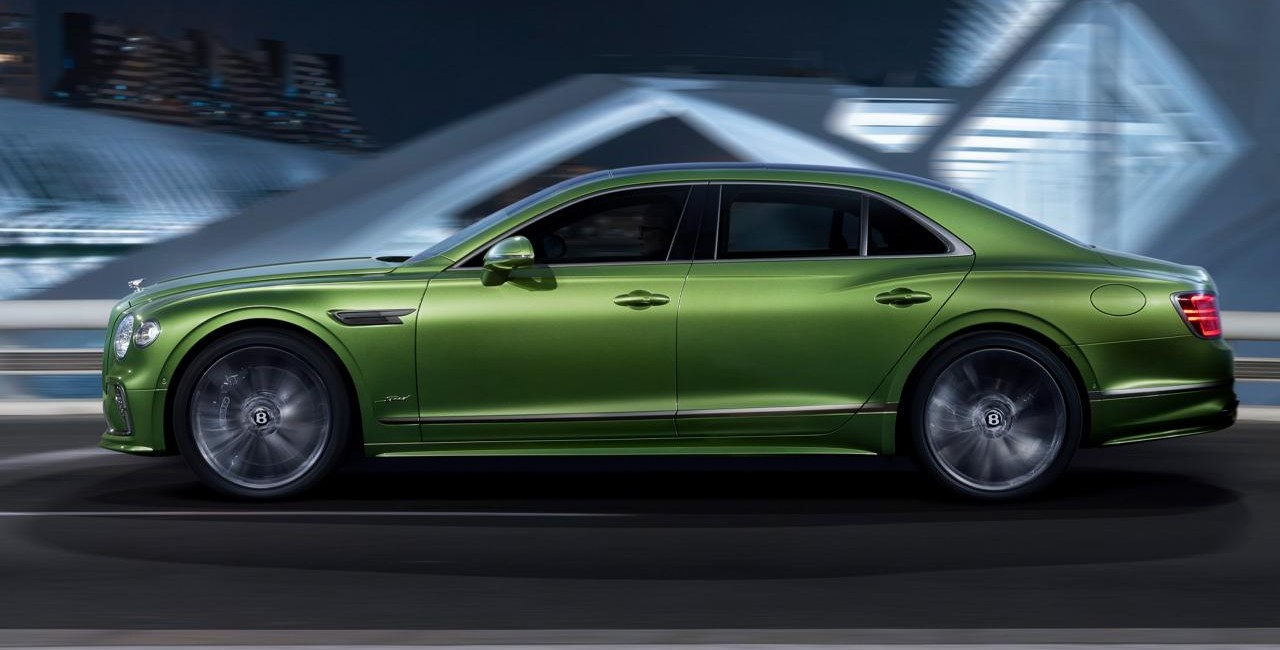 Bentley Flying Spur 2025: El Híbrido Enchufable de Lujo con 782 CV