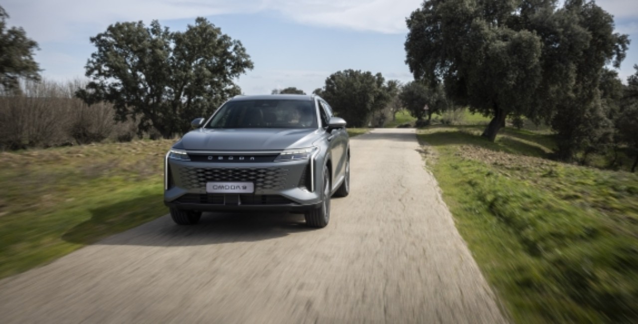 Omoda 9: El SUV Híbrido Enchufable de más de 600 CV que Llega a España